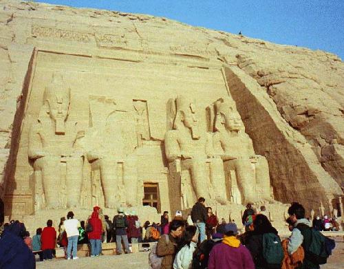  Abu Simbel 