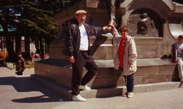  Steph and Bill at statue of Magellan 